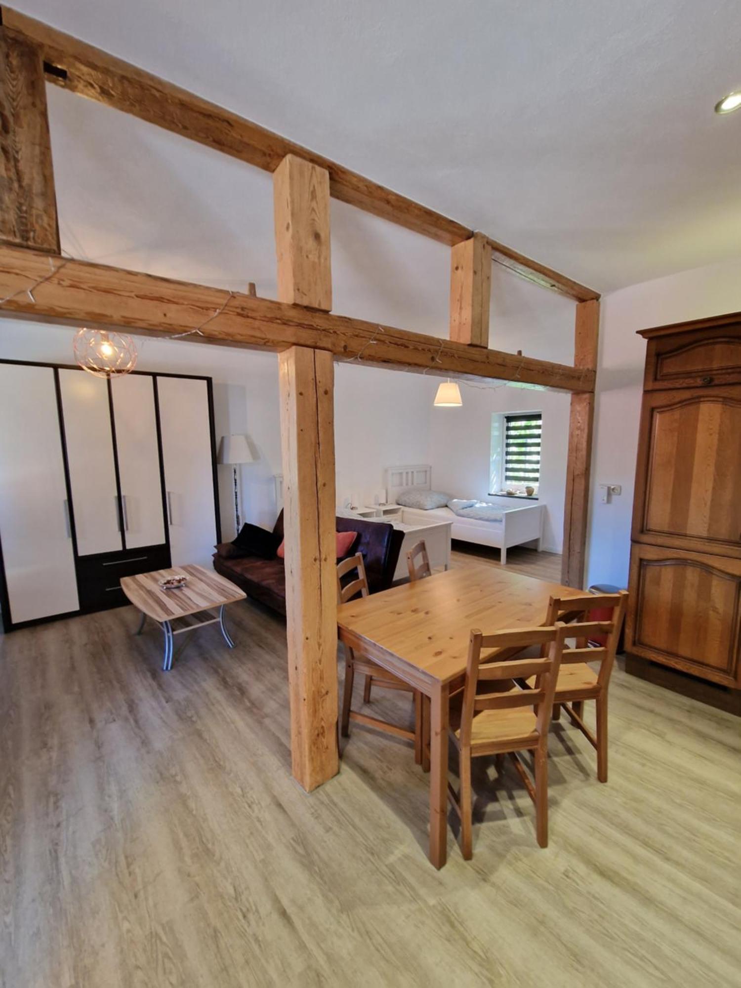 Apartment Auf Dem Hof Einer Historischen Muehle Holzhausen  Экстерьер фото